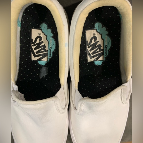 Unisex Vans ComfyCush white canvas slip on shoes. - Picture 6 of 8